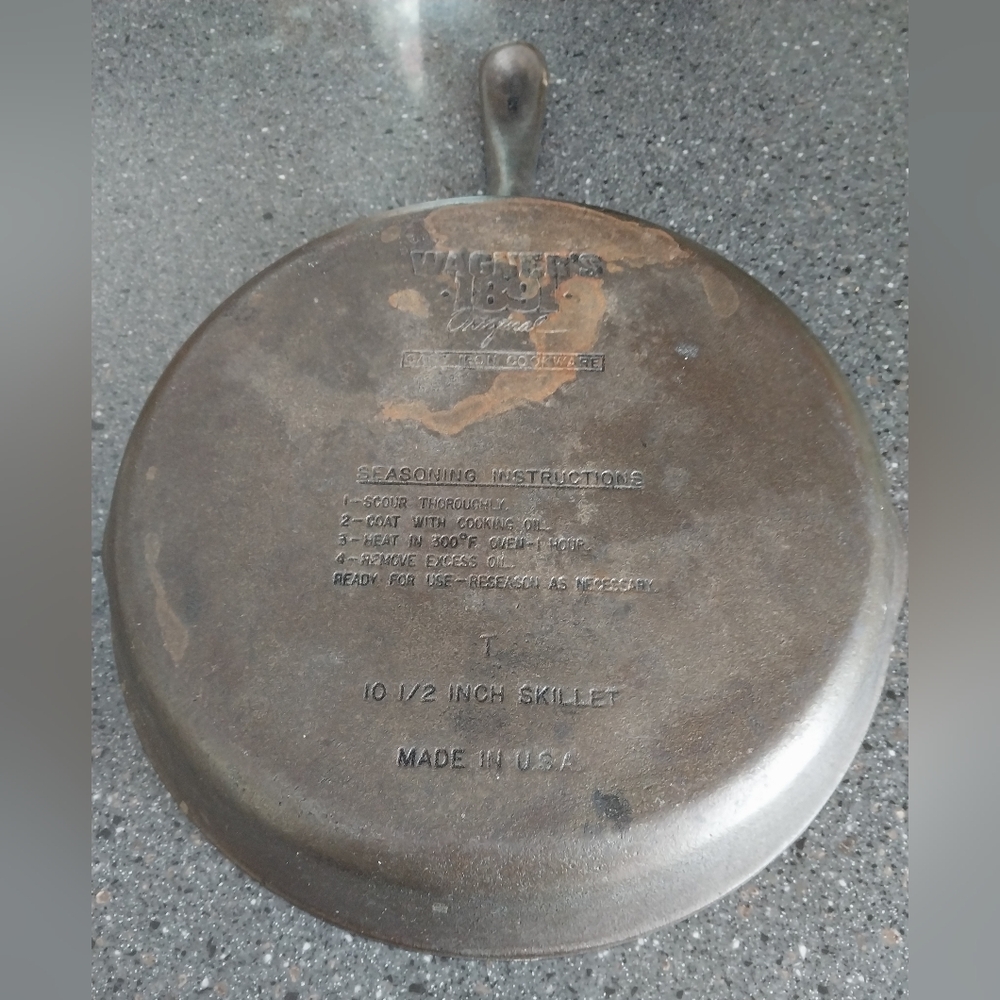 Cast Iron Skillet - Black, Wagner 1891 Original 10 And 1/2 Inch Skillet. - Picture 2 of 2